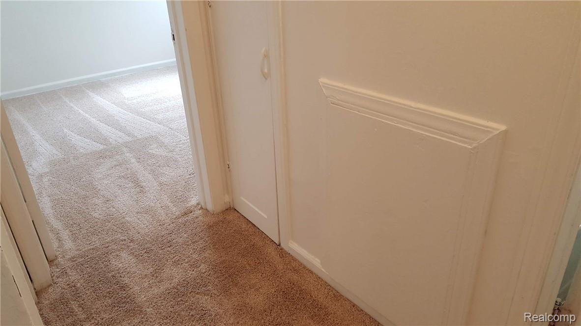2238 Justine Street Inkster, MI 48141 - Photo 12 of 18 20190407_145607.jpg