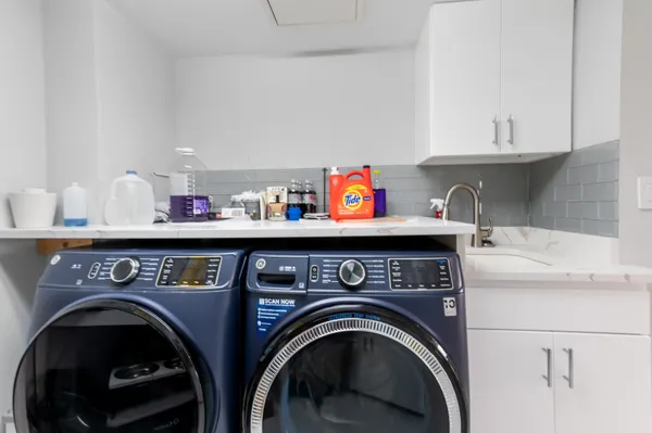 $7,500 | 1900 Consulate Place, Unit 2104, West Palm Beach, FL 33401