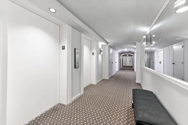 $7,500 | 1900 Consulate Place, Unit 2104, West Palm Beach, FL 33401