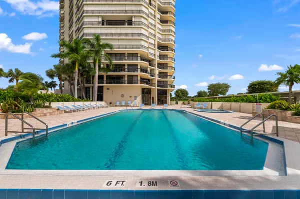 $7,500 | 1900 Consulate Place, Unit 2104, West Palm Beach, FL 33401