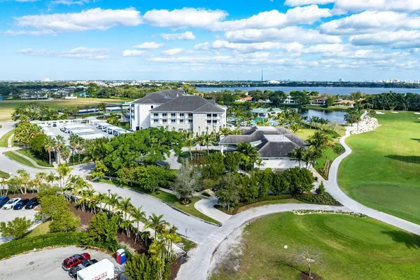 $7,500 | 1900 Consulate Place, Unit 2104, West Palm Beach, FL 33401