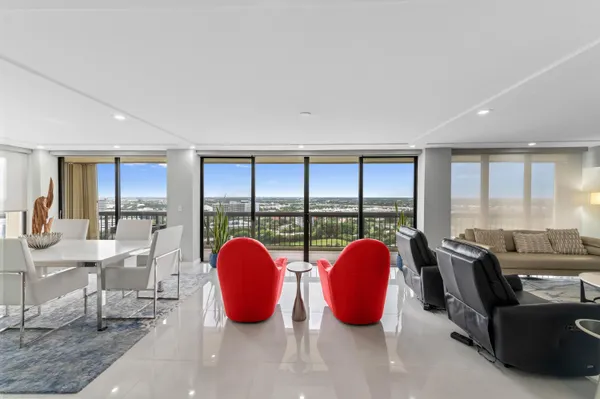 $7,500 | 1900 Consulate Place, Unit 2104, West Palm Beach, FL 33401