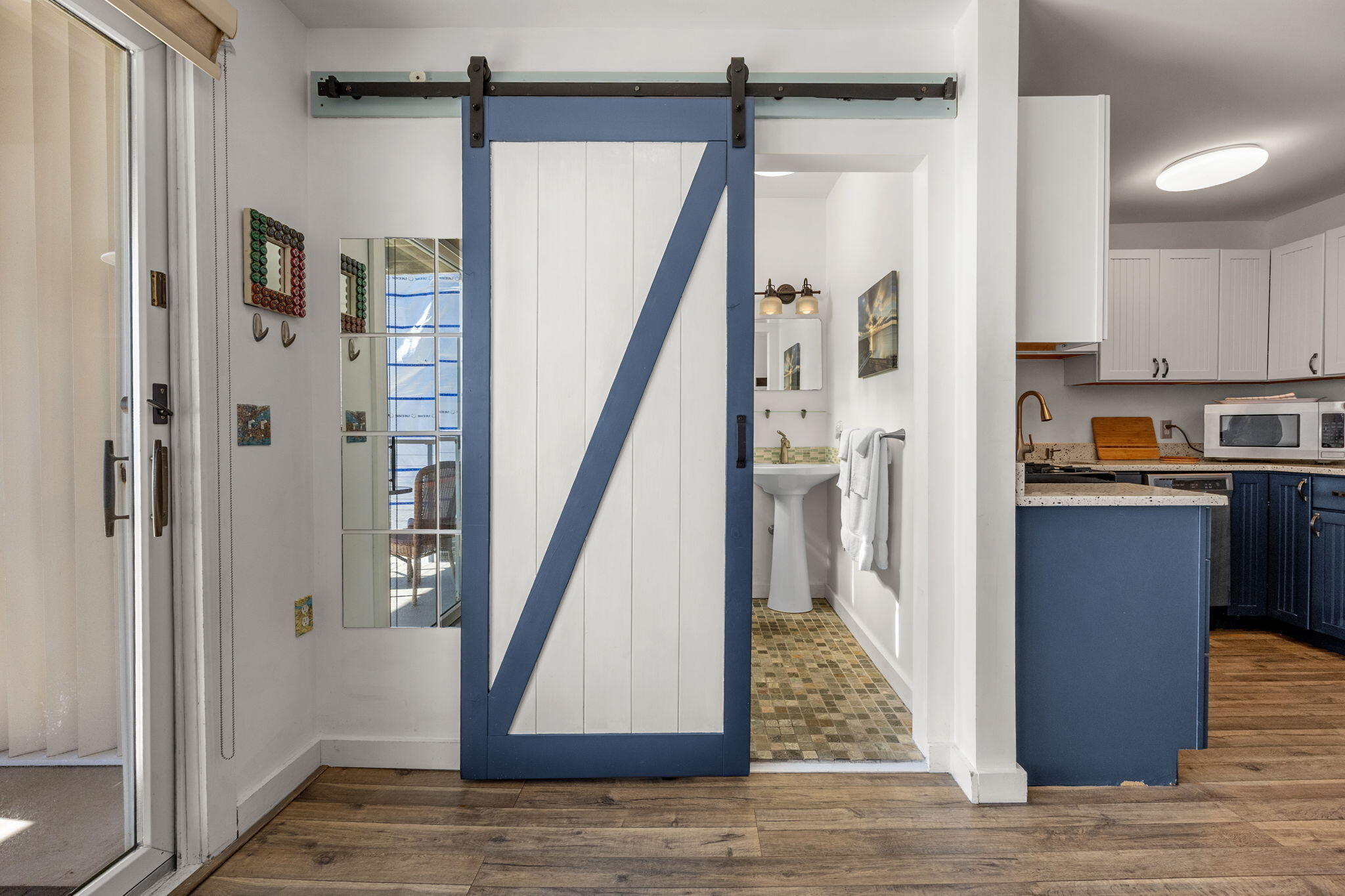 495 Commercial Street, Unit U11 Provincetown, MA 02657 - Photo 20 of 27 6-web-or-mls-495-commercial-st