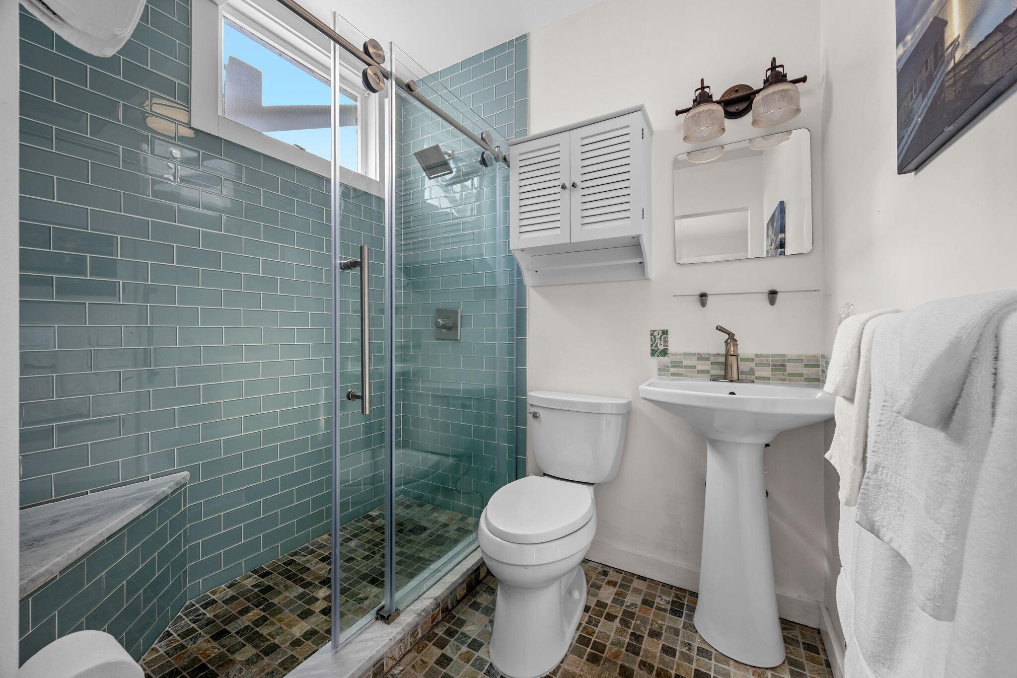 495 Commercial Street, Unit U11 Provincetown, MA 02657 - Photo 21 of 27 8-web-or-mls-495-commercial-st