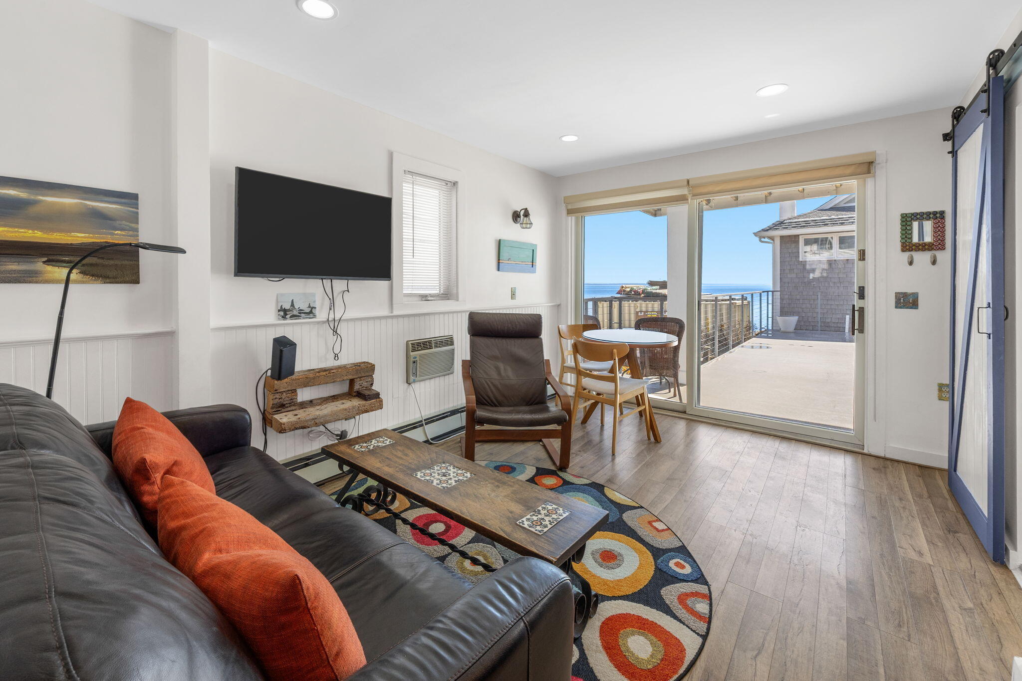 495 Commercial Street, Unit U11 Provincetown, MA 02657 - Photo 8 of 27 16-web-or-mls-495-commercial-st