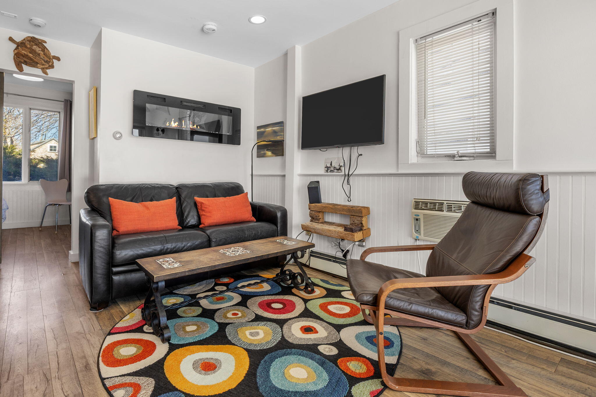 495 Commercial Street, Unit U11 Provincetown, MA 02657 - Photo 9 of 27 5-web-or-mls-495-commercial-st