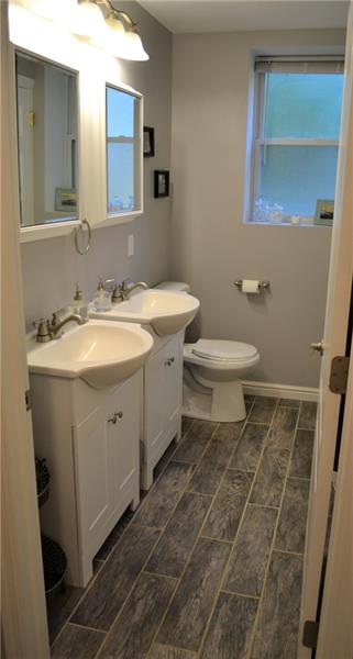 342 Service Way Pittsburgh, PA 15201 - Photo 16 of 23 FULL BATHROOM WITH HIS AND HERS SINKS!