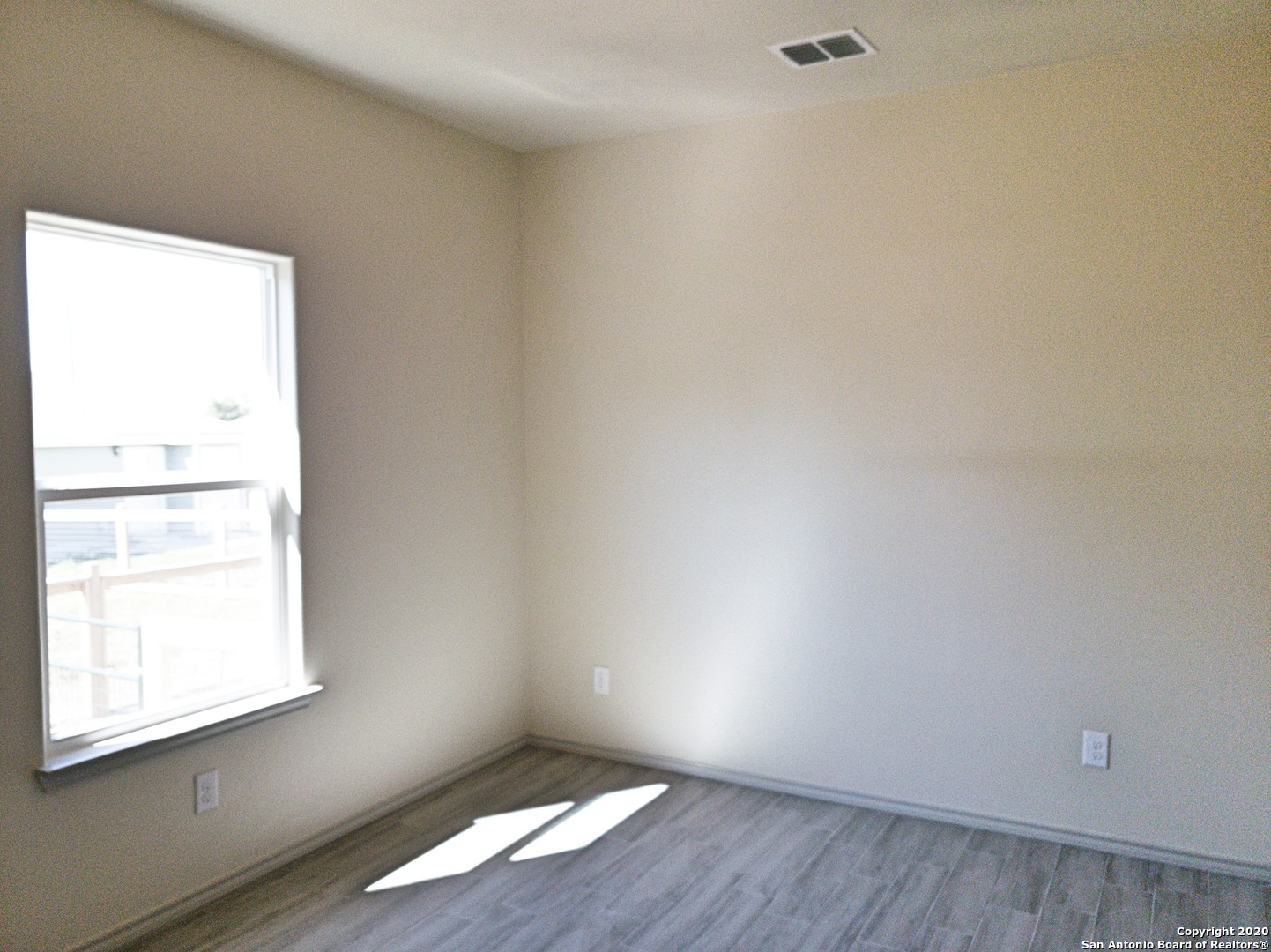 208 Crestview Lane Spring Branch, TX 78070 - Photo 6 of 8