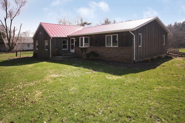 54875 Pear Road South Bend, IN 46628 - Photo 1 of 16