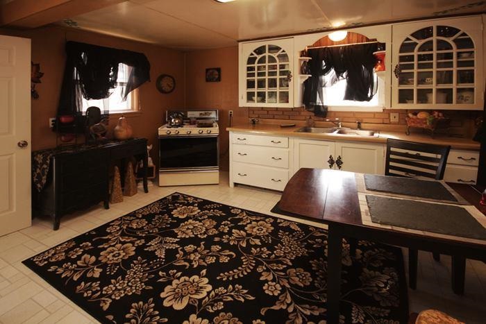 54875 Pear Road South Bend, IN 46628 - Photo 4 of 16