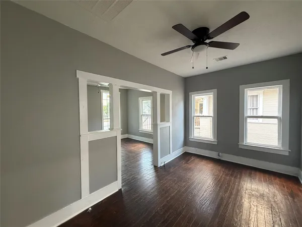 $2,950 | 1418 Yale Street, Houston, TX 77008