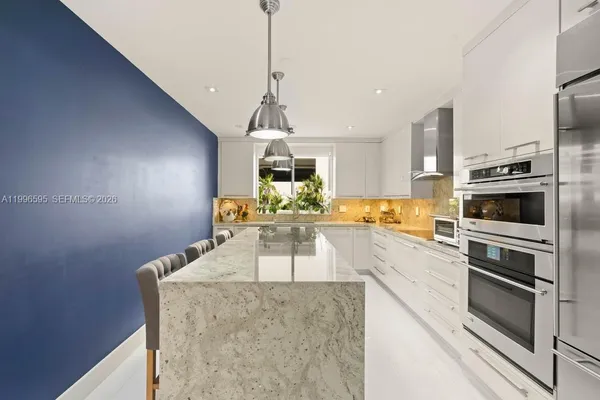 $23,500 | 1000 Venetian Way, Unit 105, Miami, FL 33139