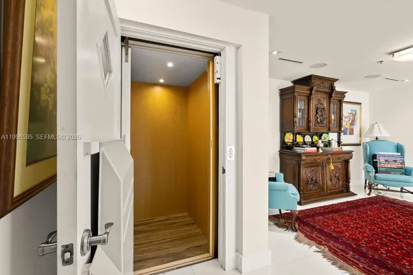 $23,500 | 1000 Venetian Way, Unit 105, Miami, FL 33139