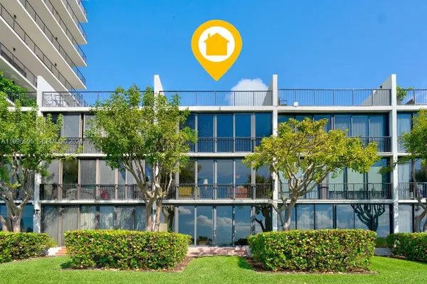 $23,500 | 1000 Venetian Way, Unit 105, Miami, FL 33139