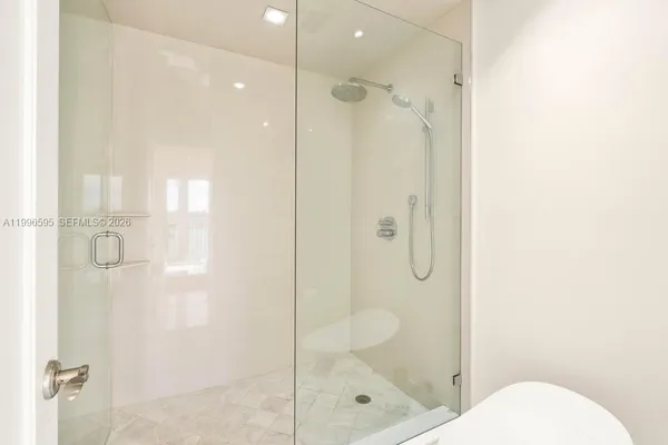 $23,500 | 1000 Venetian Way, Unit 105, Miami, FL 33139