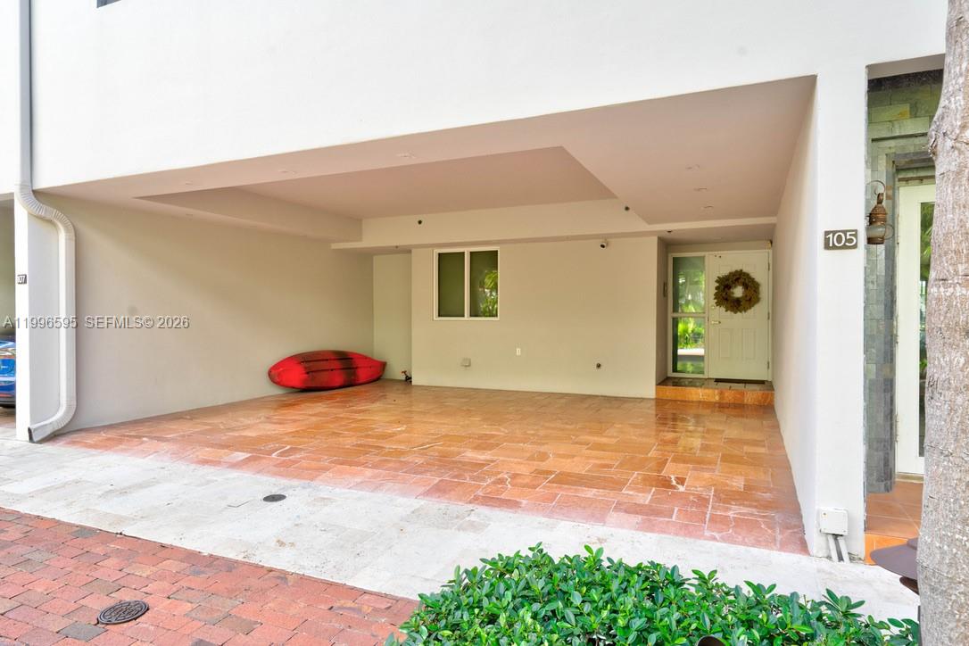 1000 Venetian Way, Unit 105 Miami, FL 33139 - Photo 4 of 49 a view of a room