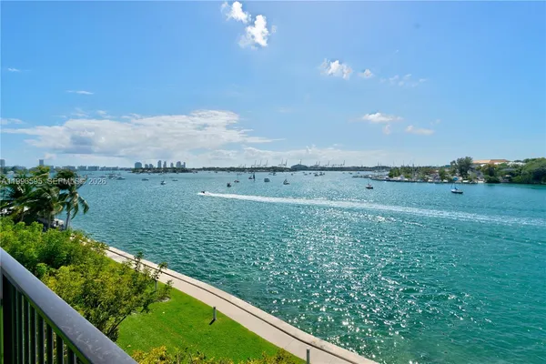 $23,500 | 1000 Venetian Way, Unit 105, Miami, FL 33139