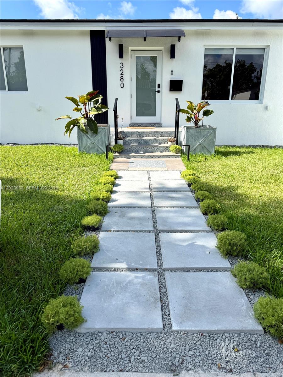 3280 Southwest 16th Terrace Miami, FL 33145 - Photo 4 of 31