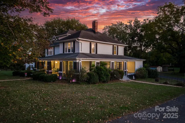 $525,000 | 2461 Startown Road, Newton, NC 28658