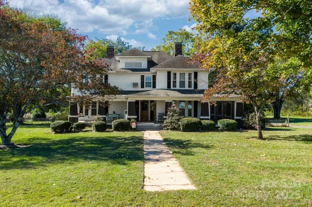 $525,000 | 2461 Startown Road, Newton, NC 28658