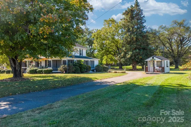 $525,000 | 2461 Startown Road, Newton, NC 28658