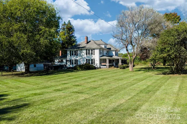 $525,000 | 2461 Startown Road, Newton, NC 28658