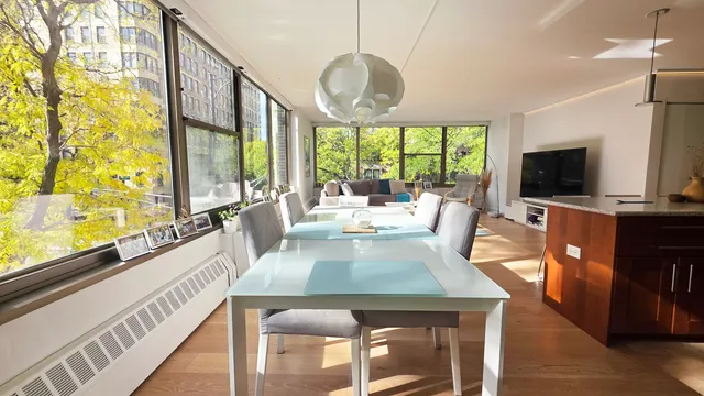 $3,850 | 360 West Wellington Avenue, Unit 2B, Chicago, IL 60657