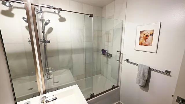 $3,850 | 360 West Wellington Avenue, Unit 2B, Chicago, IL 60657