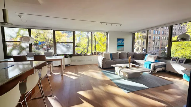 $3,850 | 360 West Wellington Avenue, Unit 2B, Chicago, IL 60657