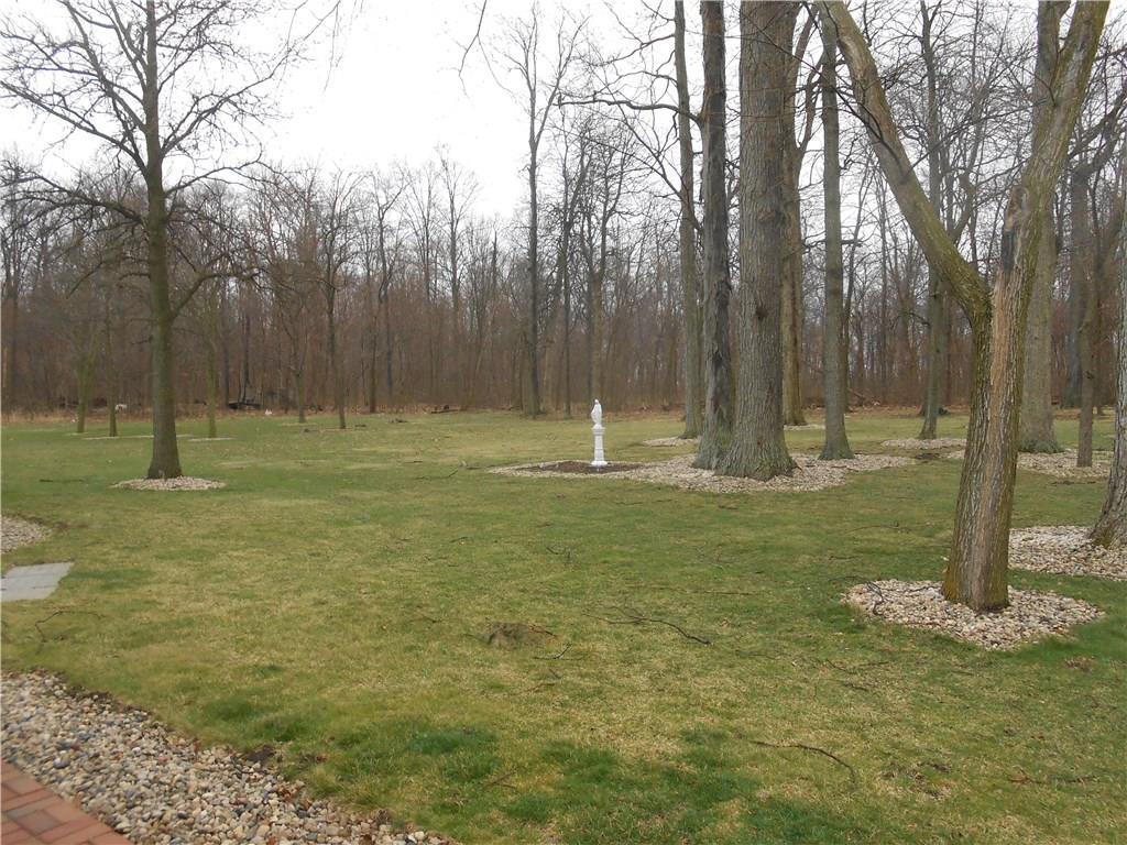 10522 Tri Township Road St. Marys, OH 45885 - Photo 3 of 24