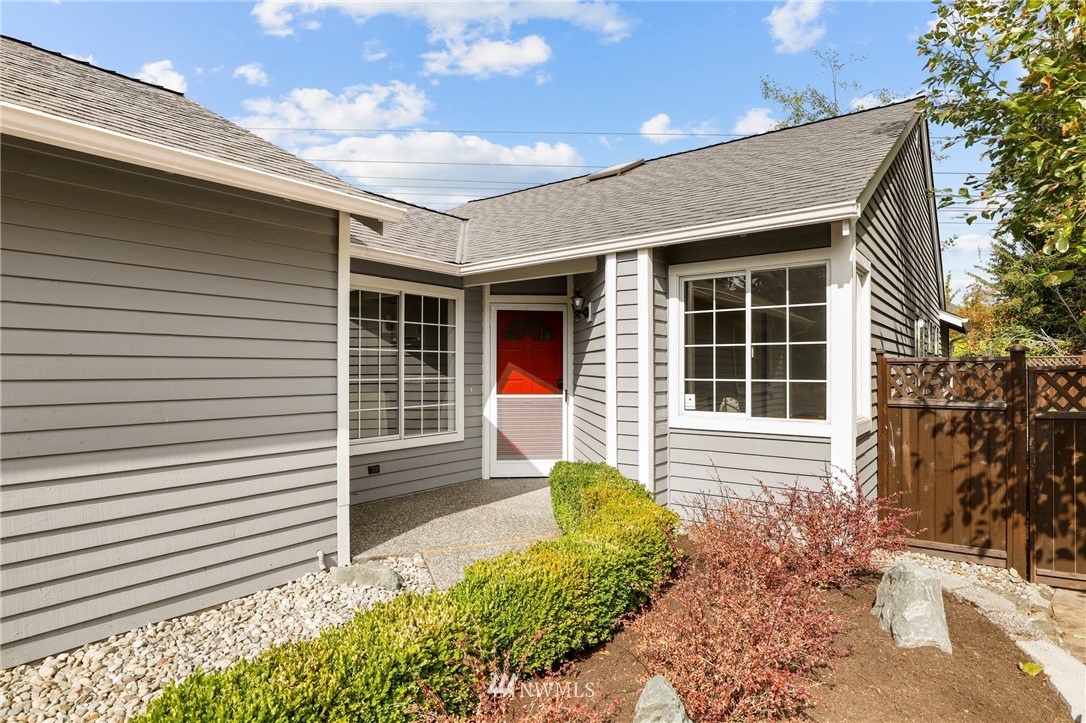 12704 Northeast 200th Place Bothell, WA 98011 - Photo 33 of 35 Gallery Image 33