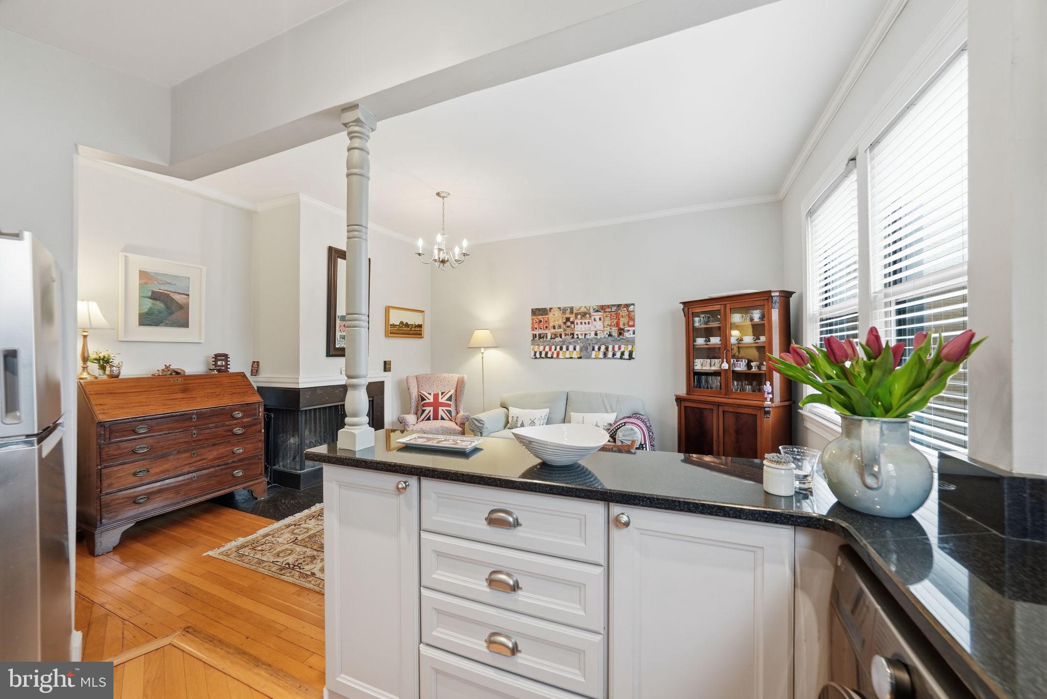 18 9th Street Northeast, Unit 307 Washington, DC 20002 - Photo 6 of 31 Kitchen