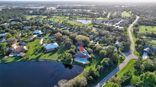 $920,000 | 2400 Northwest Lakeridge Drive, Palm City, FL 34990