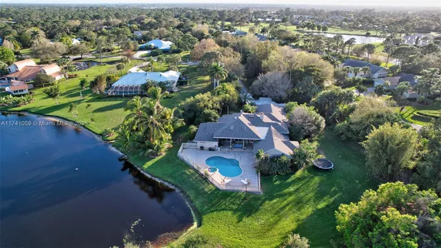 $920,000 | 2400 Northwest Lakeridge Drive, Palm City, FL 34990