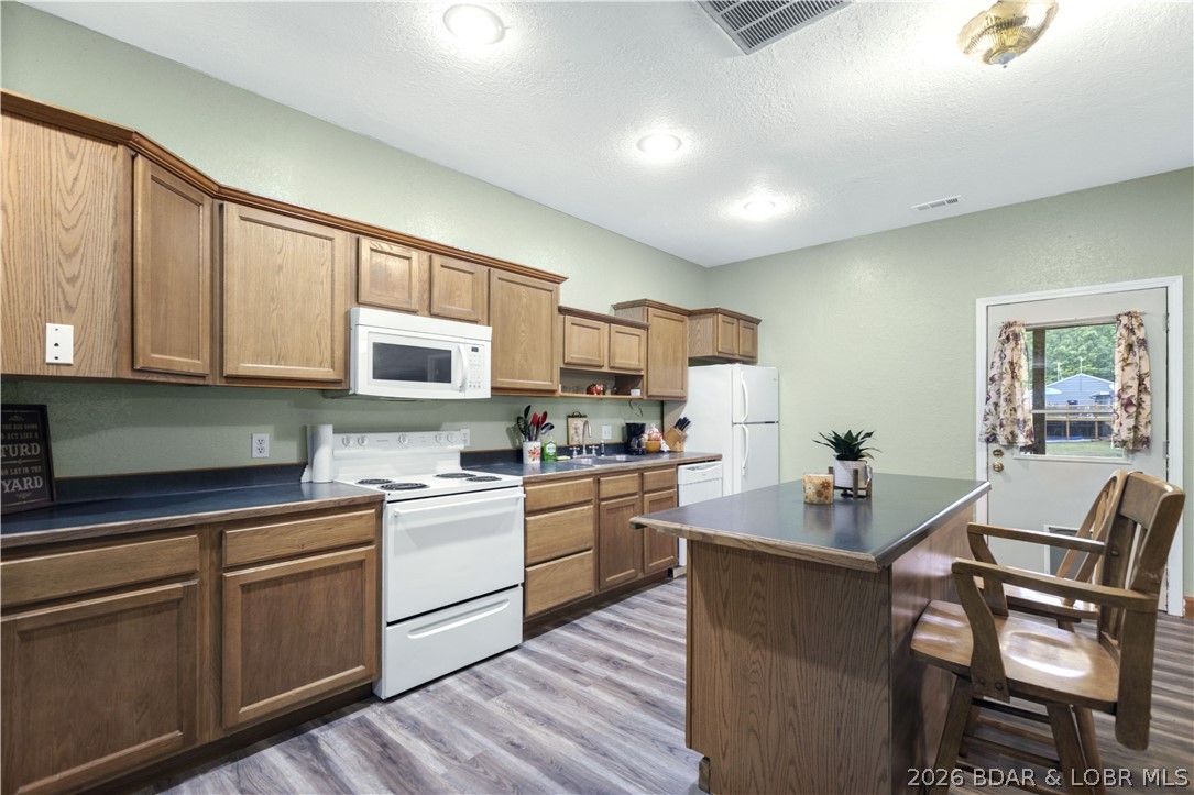 401 Valley Spring Road Camdenton, MO 65020 - Photo 9 of 25