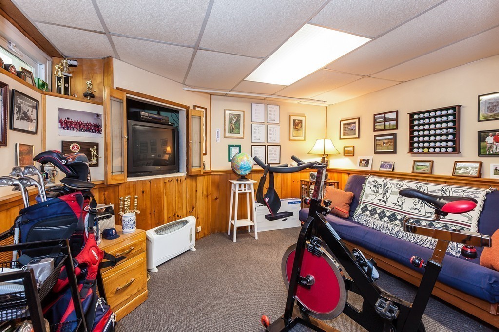 60 Sims Road Quincy, MA 02170 - Photo 18 of 28 Gallery Image 18