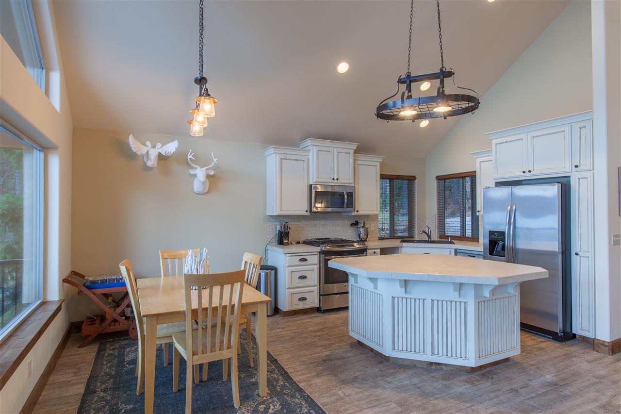 43981 Silver Beach Road Loon Lake, WA 99148 - Photo 5 of 20 Gallery Image 5