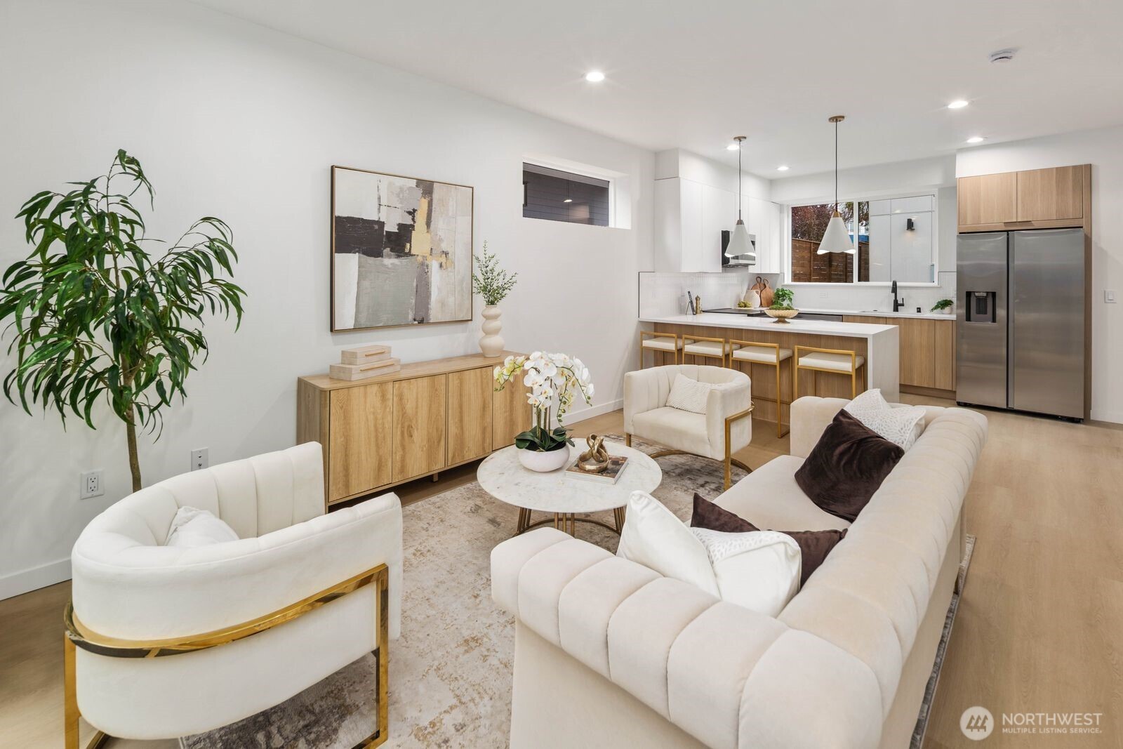 939 North 87th Street, Unit A Seattle, WA 98103 - Photo 8 of 35