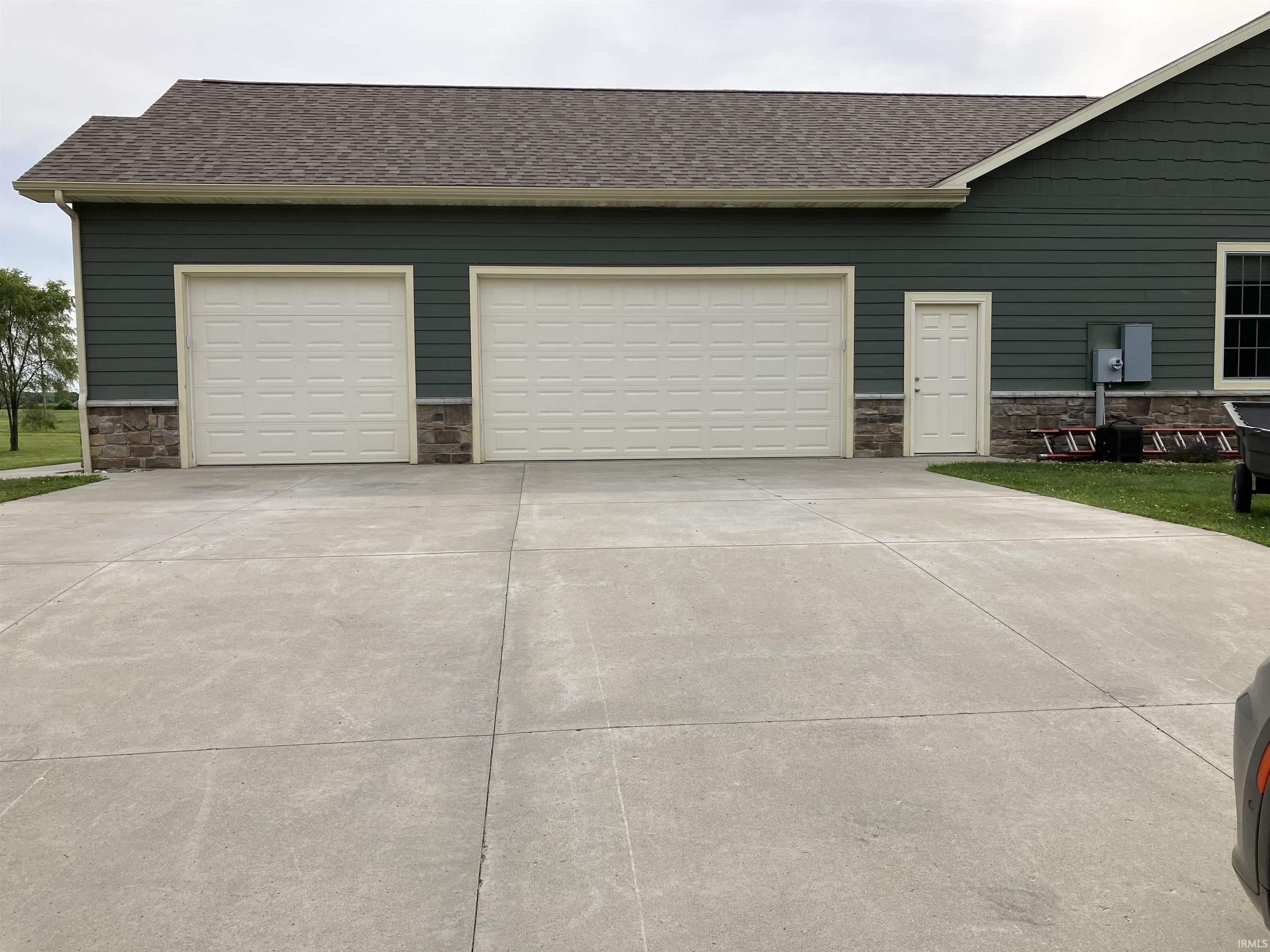13541 3rd Road Plymouth, IN 46563 - Photo 5 of 23