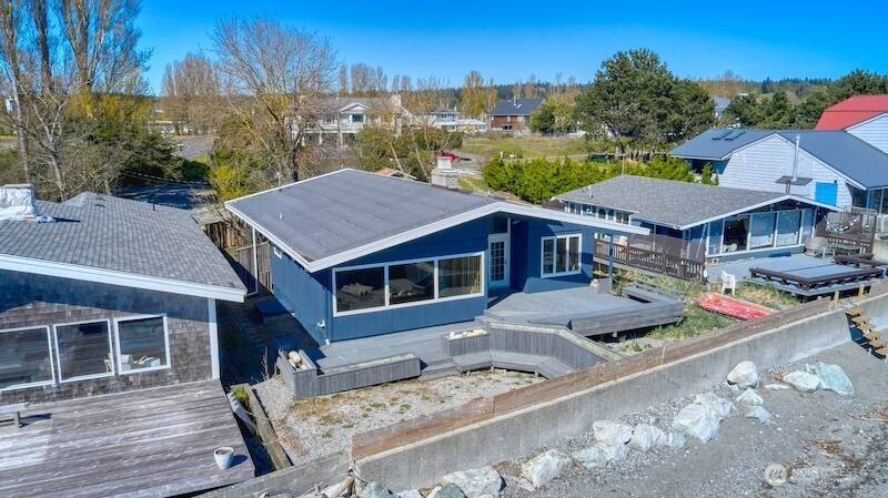 1561 Edwards Drive Point Roberts, WA 98281 - Photo 1 of 1 a aerial view of a house with tub and city view