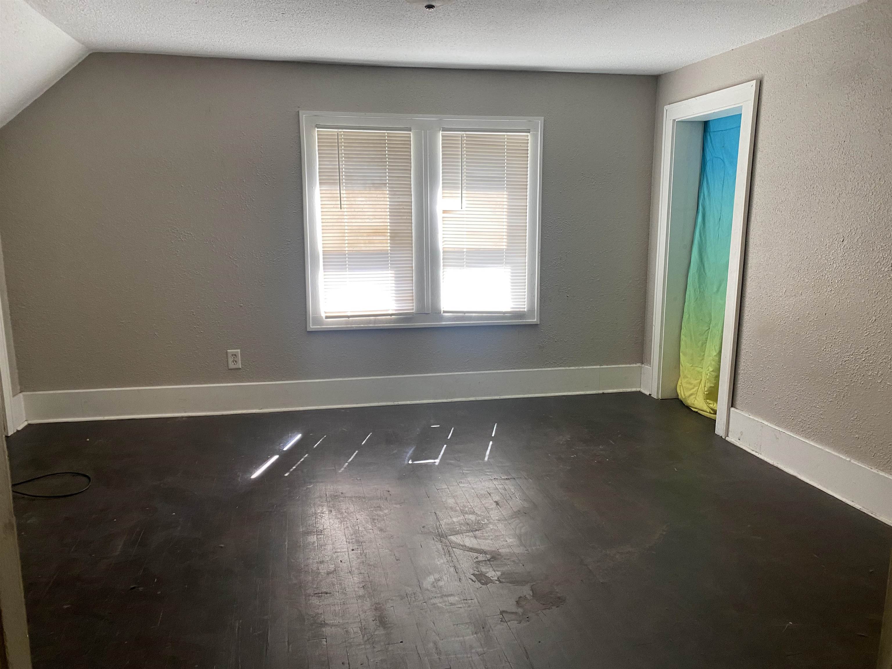 2129 2nd Street Bay City, MI 48708 - Photo 11 of 22