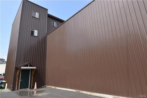 $950 | 170 Court Street, Unit 4, Watertown, NY 13601
