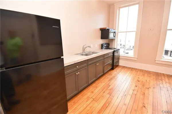 $950 | 170 Court Street, Unit 4, Watertown, NY 13601
