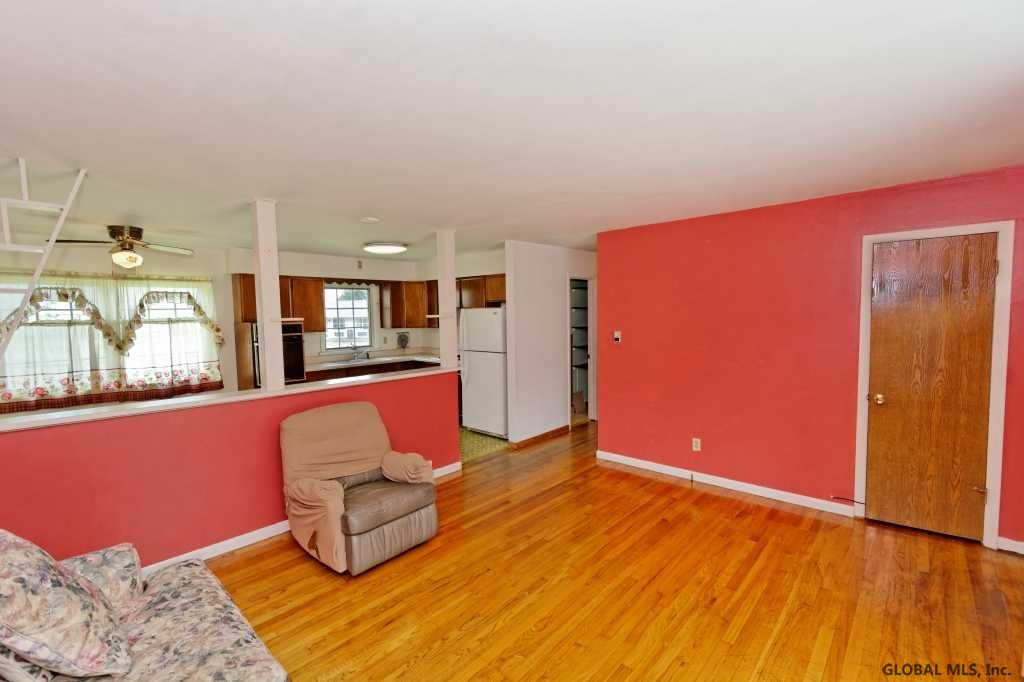 7 Riverview Terrace Rensselaer, NY 12144 - Photo 4 of 21 Photo 4