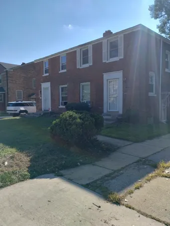 $1,550 | 9848 South Yates Boulevard, Chicago, IL 60617
