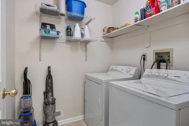 $2,600 | 177 La Costa Drive, Blackwood, NJ 08012