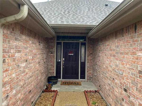 $2,175 | 603 Clovis Court, College Station, TX 77845