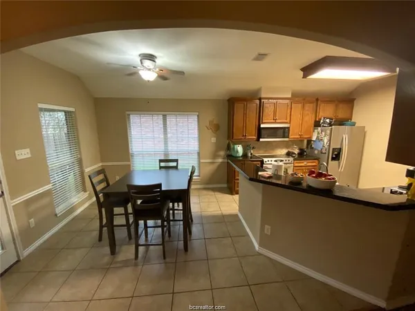 $2,175 | 603 Clovis Court, College Station, TX 77845