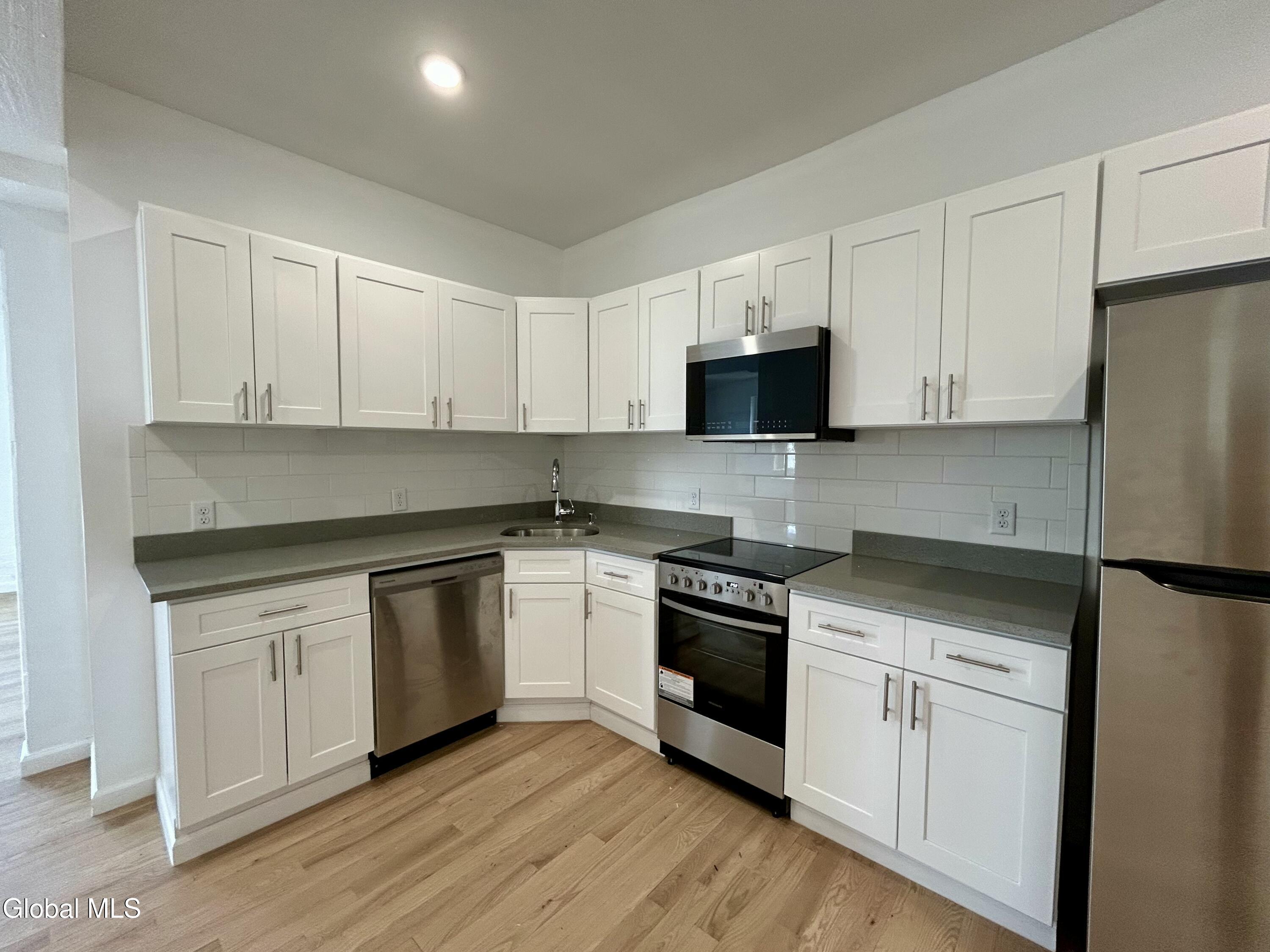 155 River Street, Unit 1B Troy, NY 12180 - Photo 11 of 16 1B Kitchen