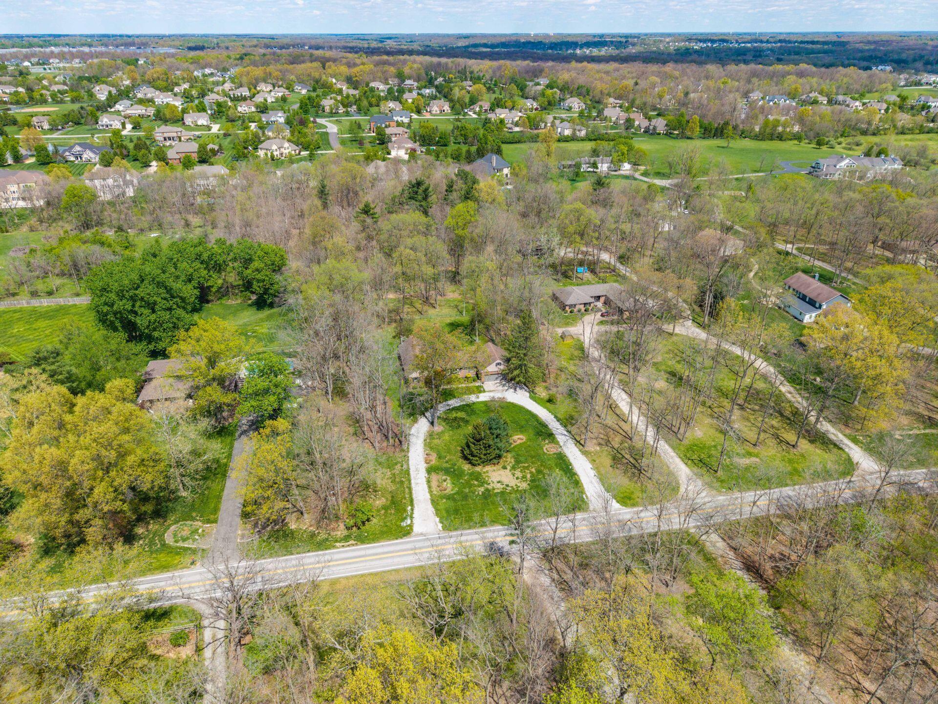 2434 Carriage Road Powell, OH 43065 - Photo 60 of 62